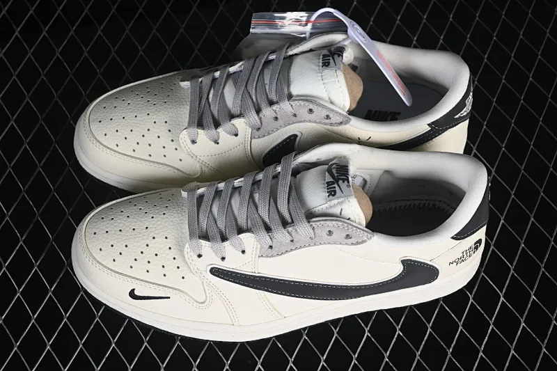 All categories Air Jordan Jordan series basketball shoes Air Jordan 1 Low High-end customization Low-top sneakers Air Jordan 1 Low AJ1 Joe 1 North Face joint classic black High-end customization Low-top retro basketball shoes LD2028-071